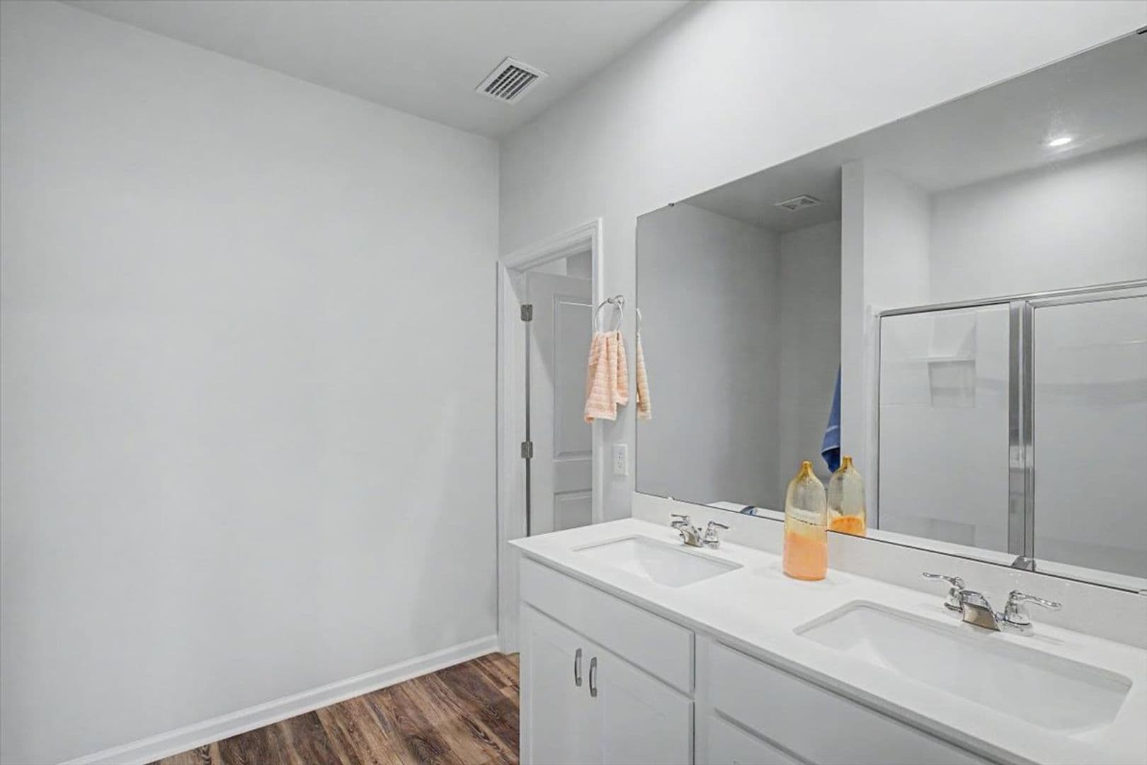 Richmond Hill House: 783 Longleaf Dr.