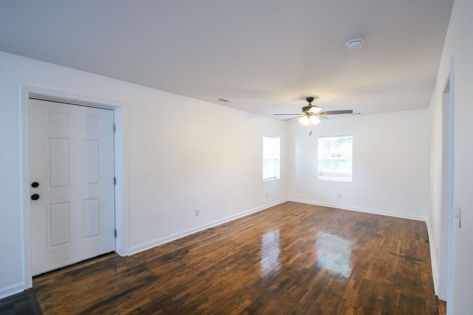 Savannah Apartment: 1904 E 51St St Unit C