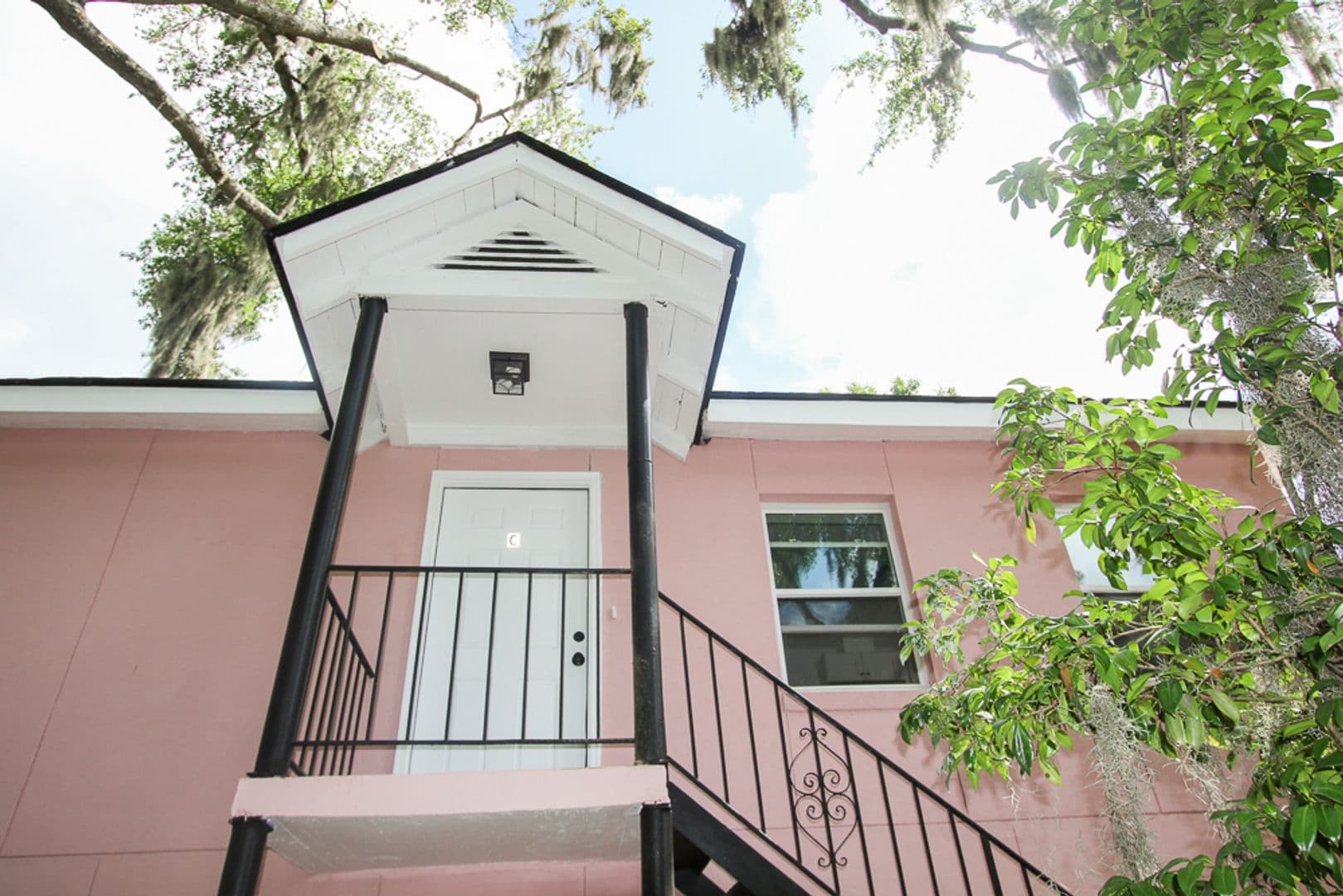 Savannah Apartment: 1904 E 51St St Unit C