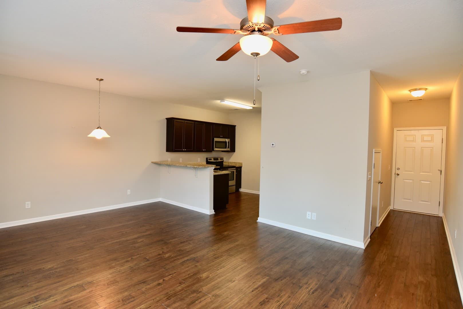 Richmond Hill Townhome: 45 Walker Court