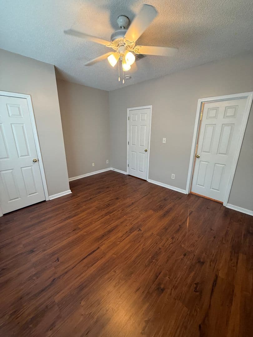 Savannah House: 9201 Walden Park Drive