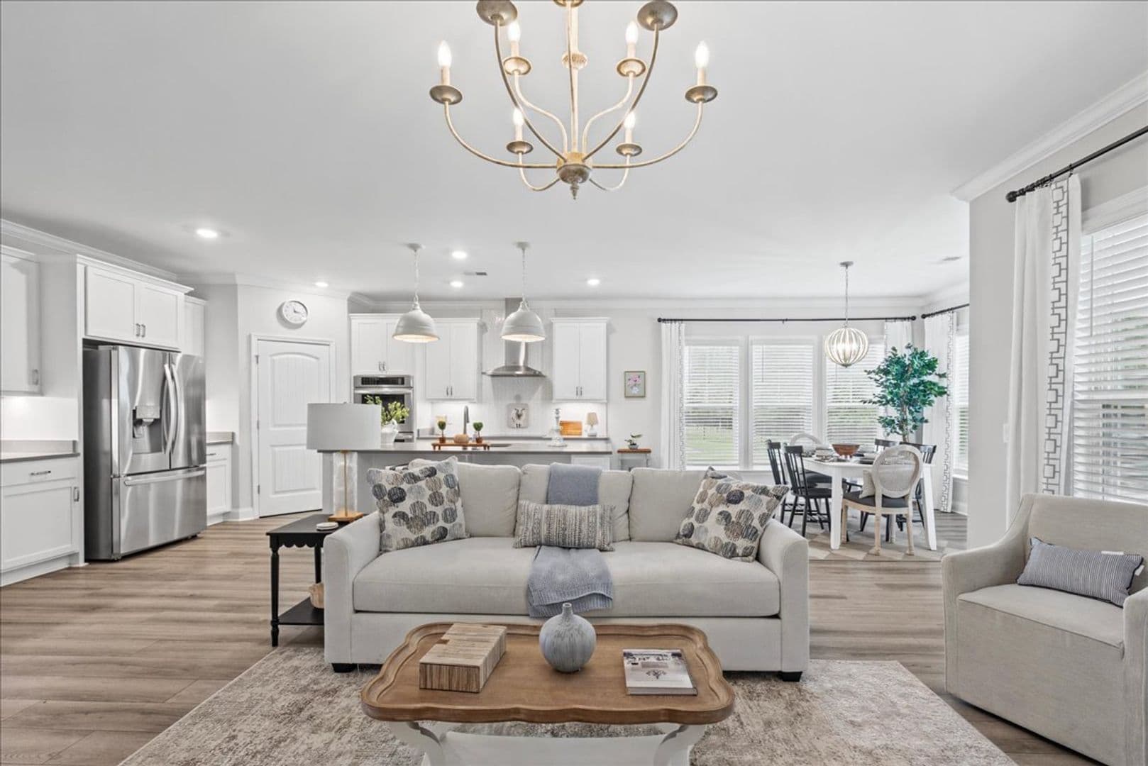 Pooler House: 116 Como Dr.