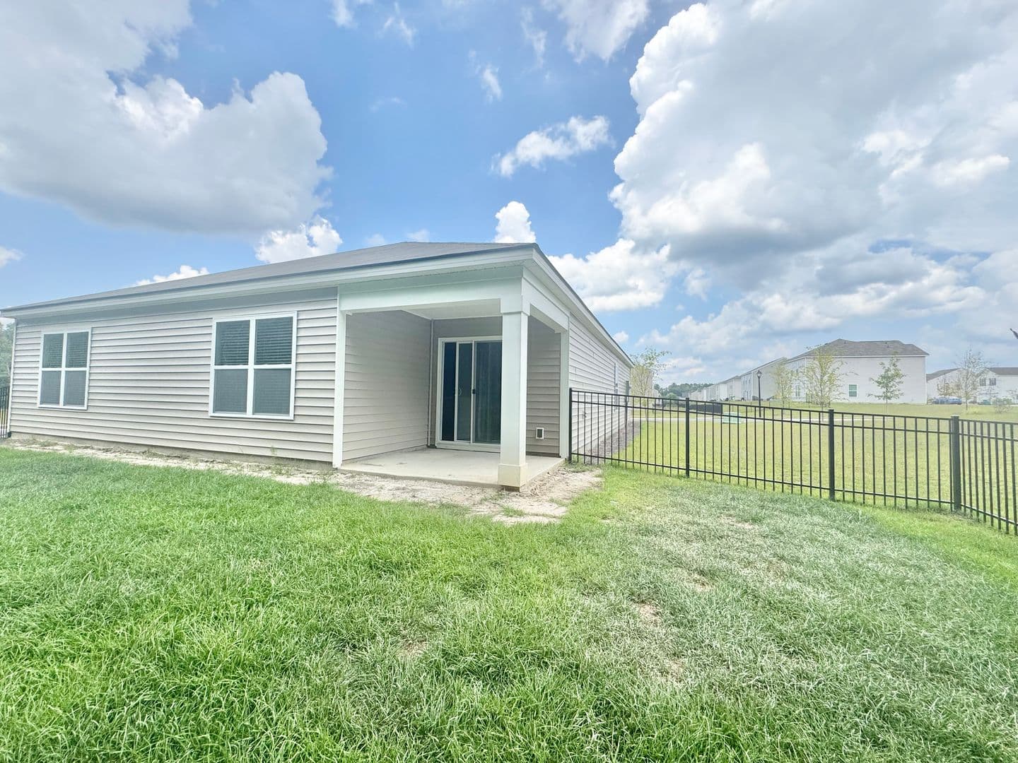 Rincon House: 310 Windmill Dr.