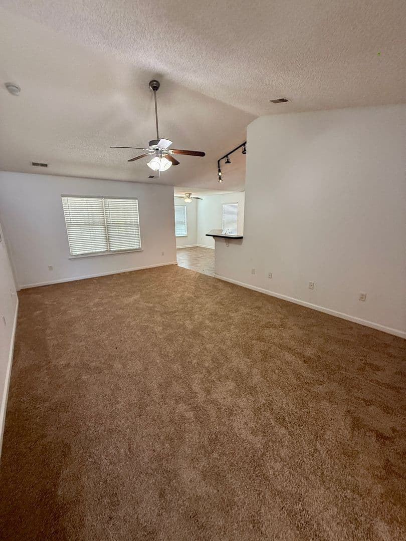 Guyton House: 118 Whirlwind Way
