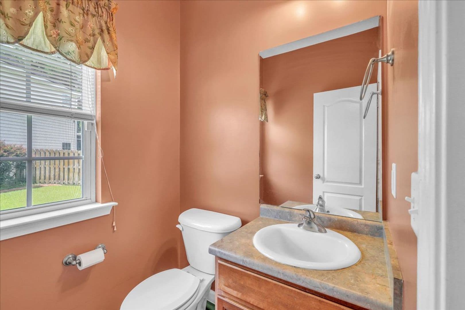 Richmond Hill House: 256 Savannah Lane