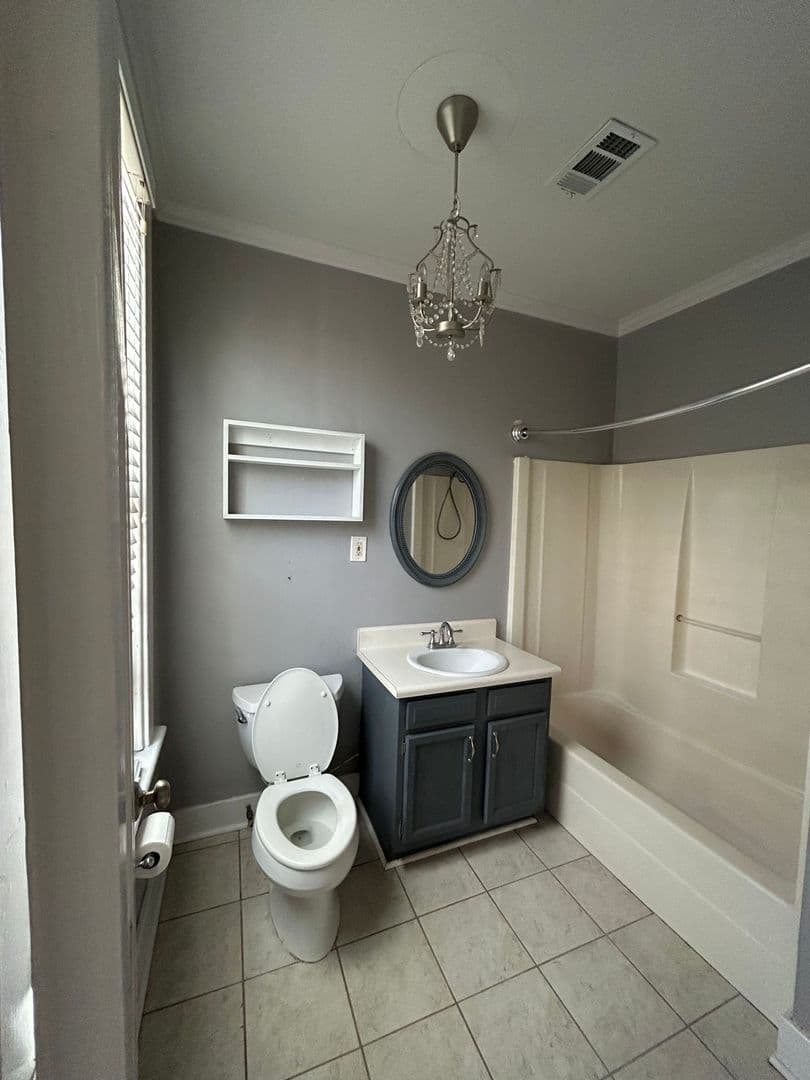 Savannah Condo: 1114 Lincoln Street