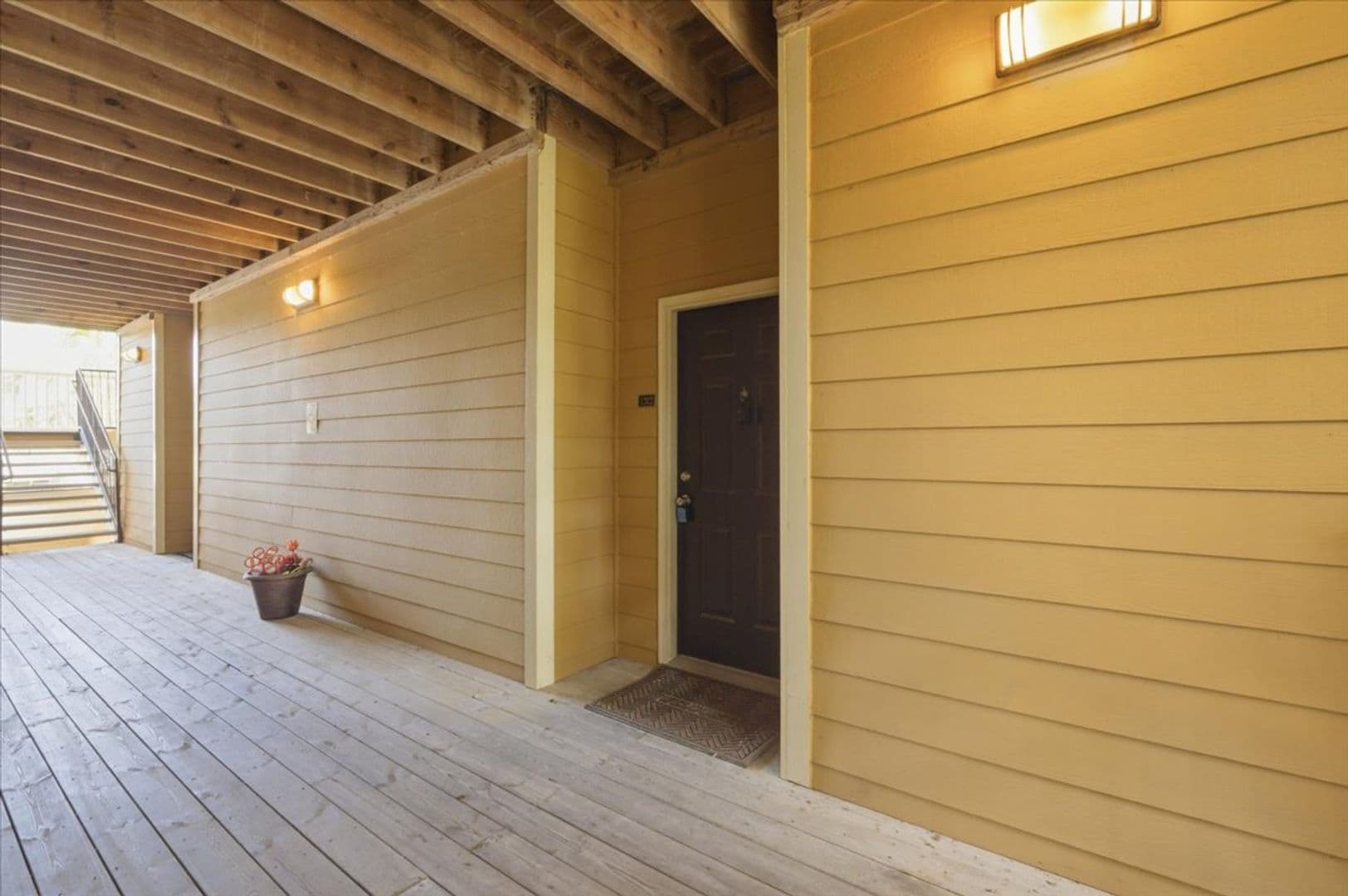 Savannah House: 1202 Walden Park Dr.