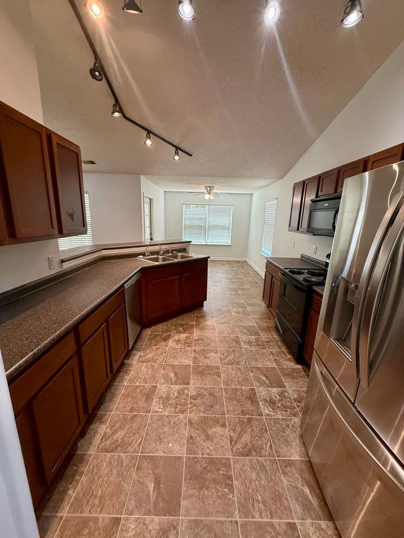 Guyton House: 118 Whirlwind Way