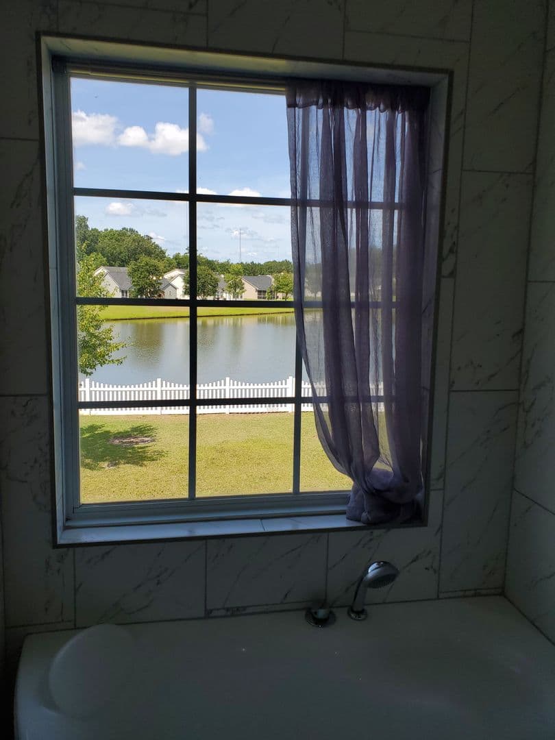Pooler House: 15 Briarcliff Way