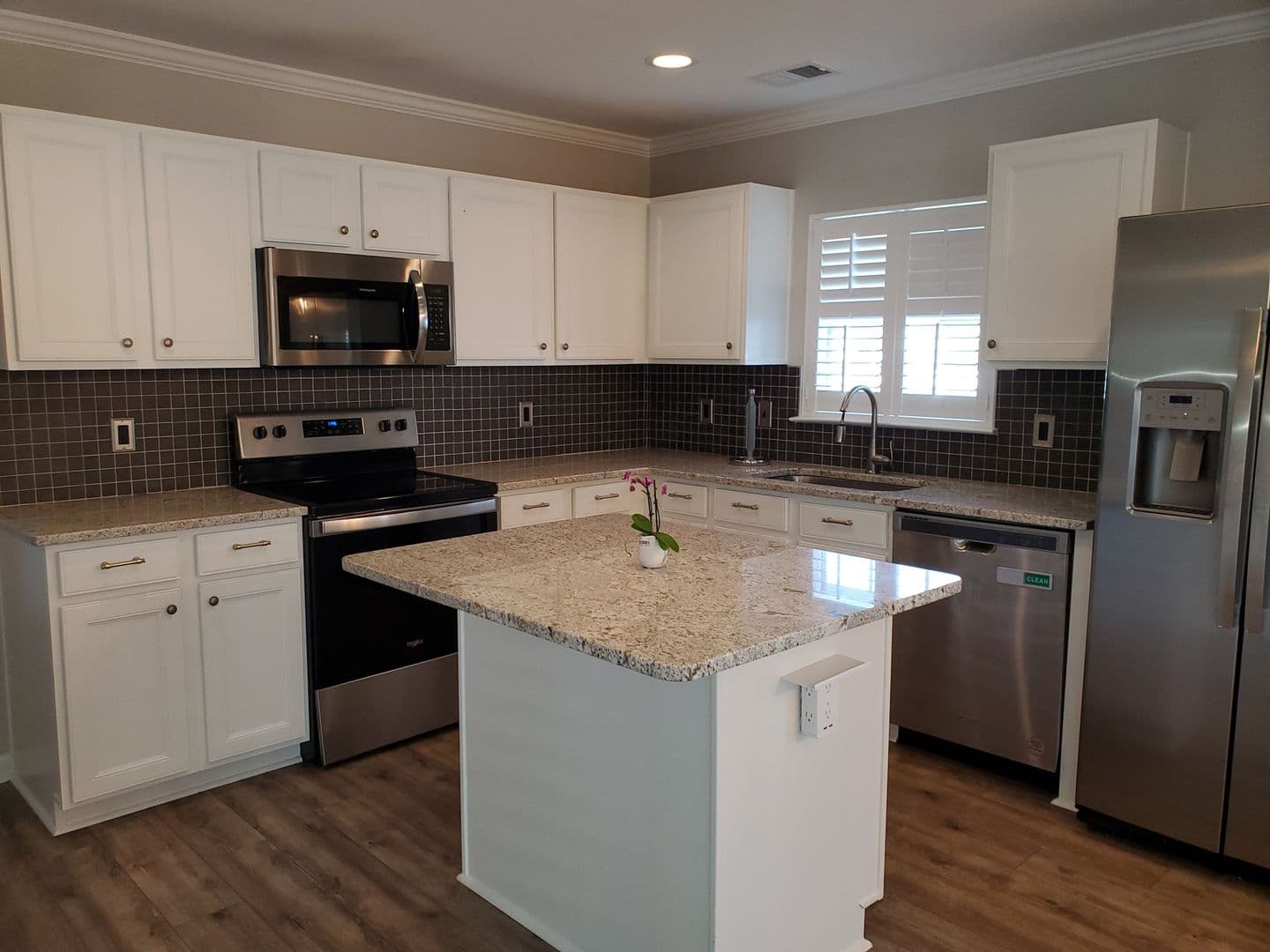 Pooler House: 15 Briarcliff Way
