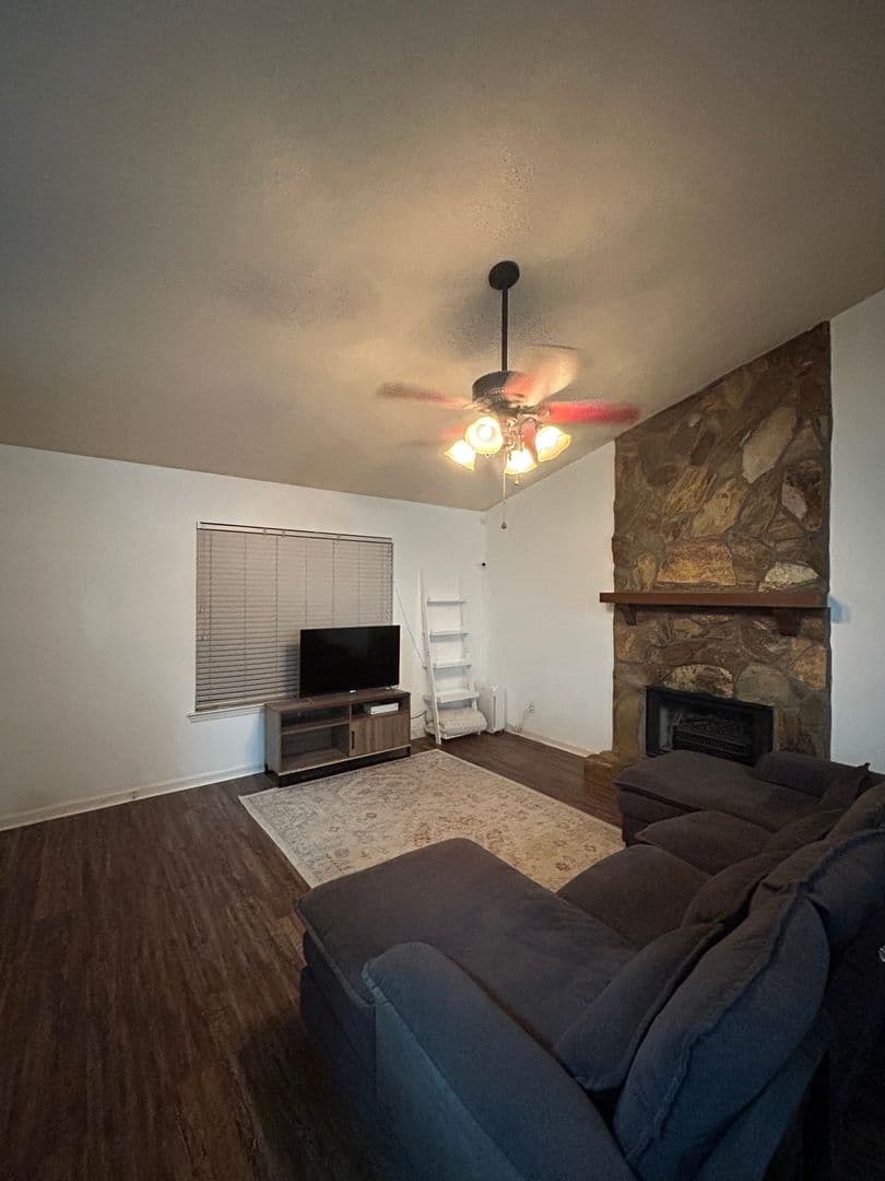 Rincon House: 109 Live Oak Circle