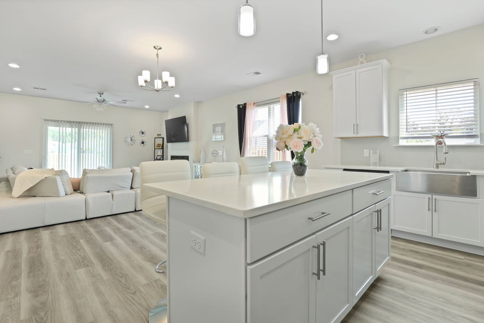 Richmond Hill House: 117 Mettler Loop