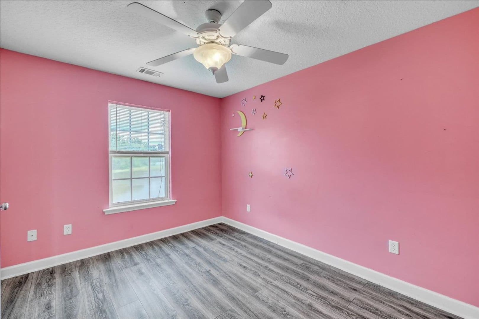 Richmond Hill House: 256 Savannah Lane