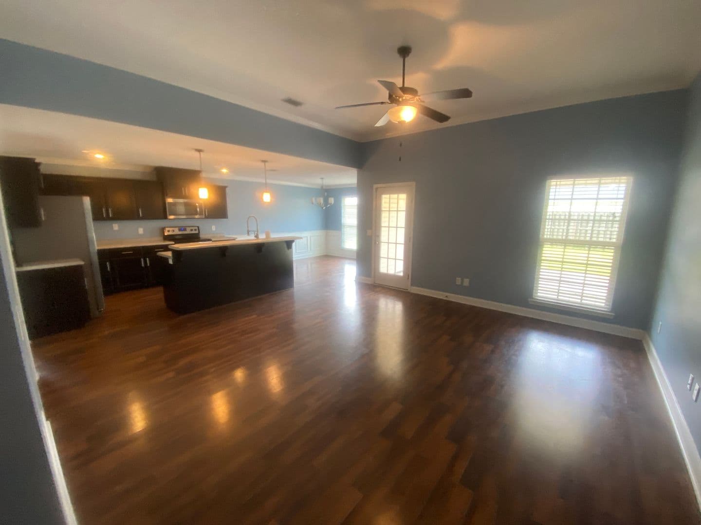 Midway House: 26 Kinlock Ct.