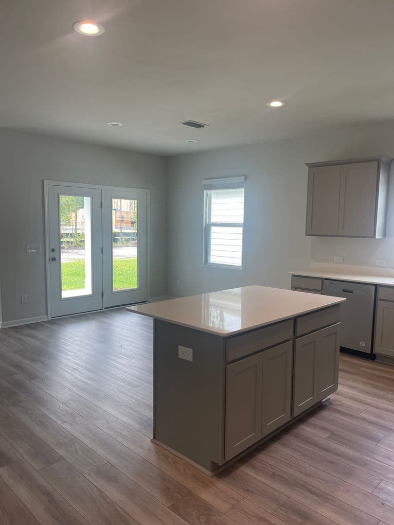 Richmond Hill House: 978 Longleaf Drive
