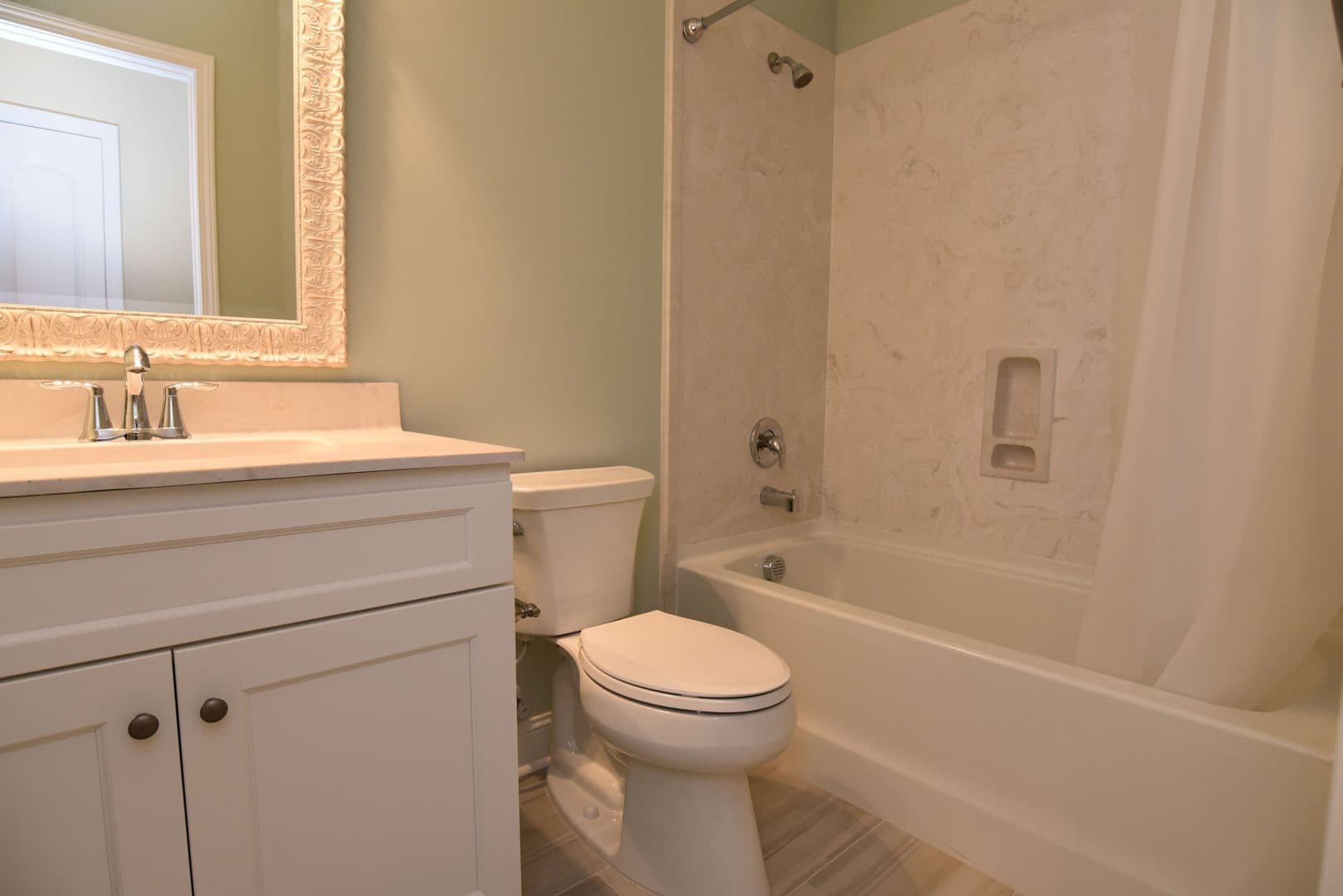Richmond Hill House: 467 Belle Grove Circle