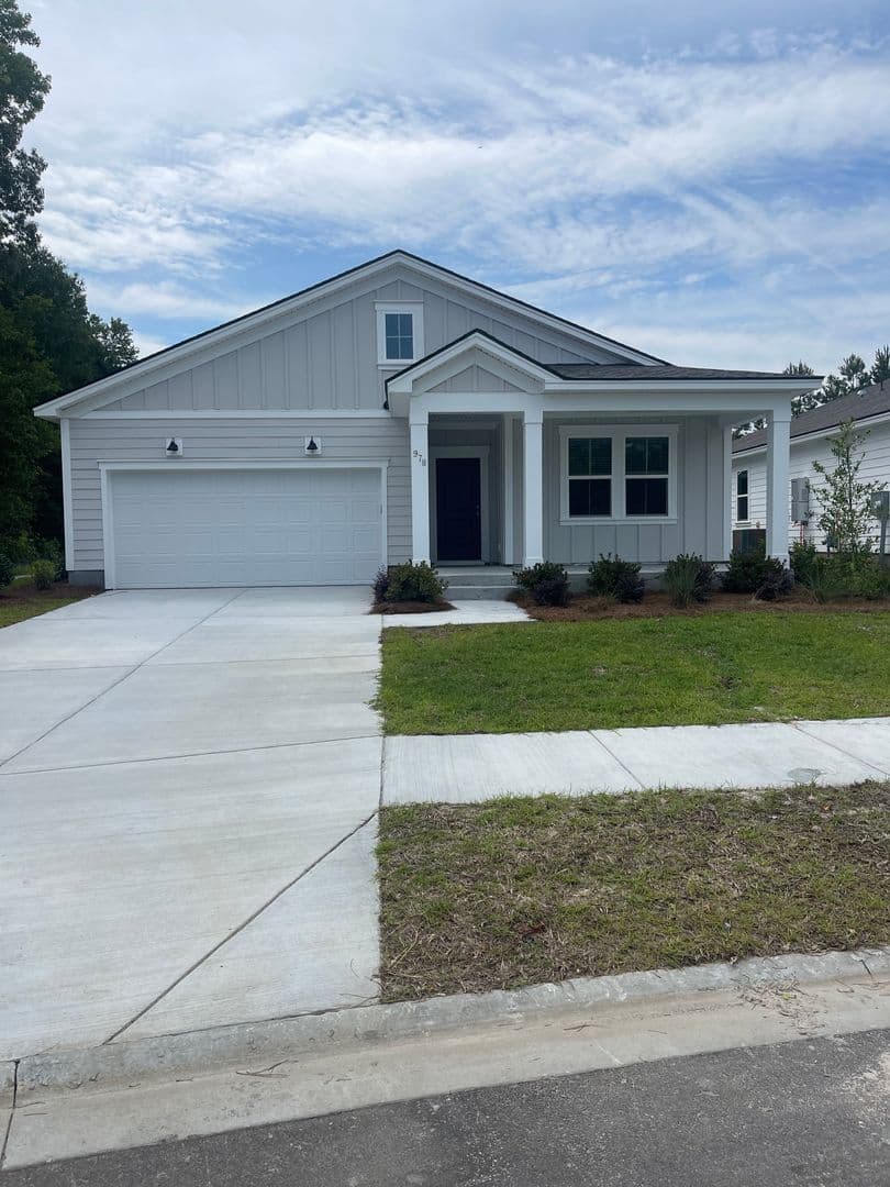 Richmond Hill House: 978 Longleaf Drive