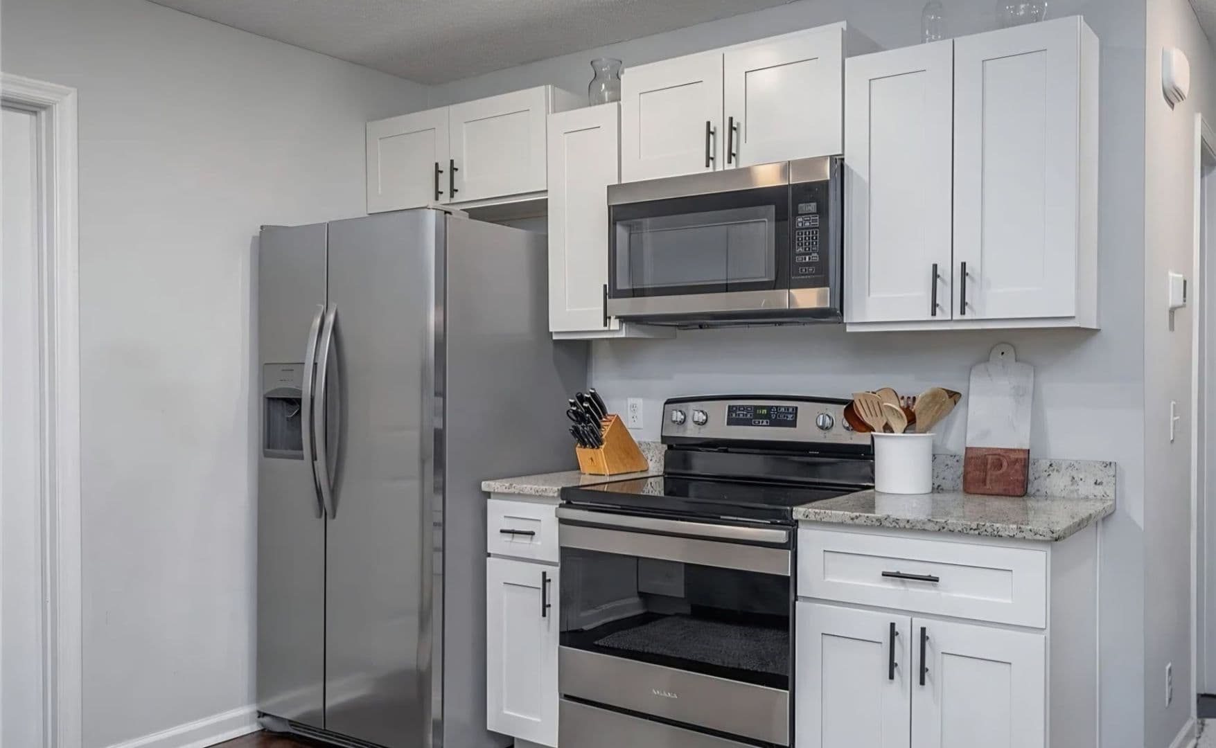 Savannah House: 112 Saint Ives Way