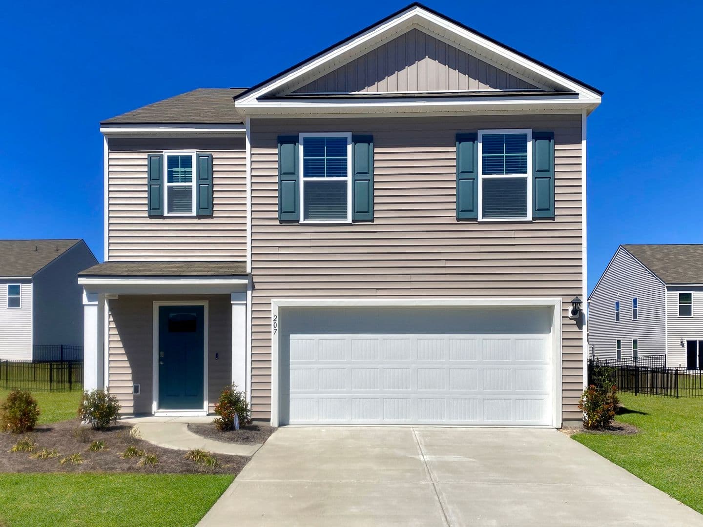 Rincon House: 207 Windsong Dr.