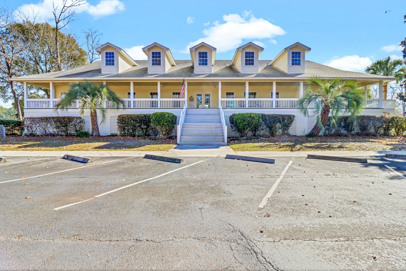 Richmond Hill House: 114 Egrets Way Ln.