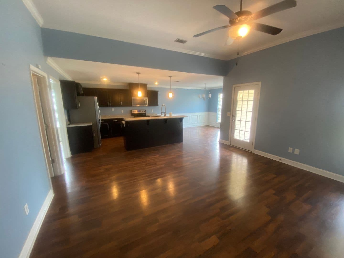 Midway House: 26 Kinlock Ct.