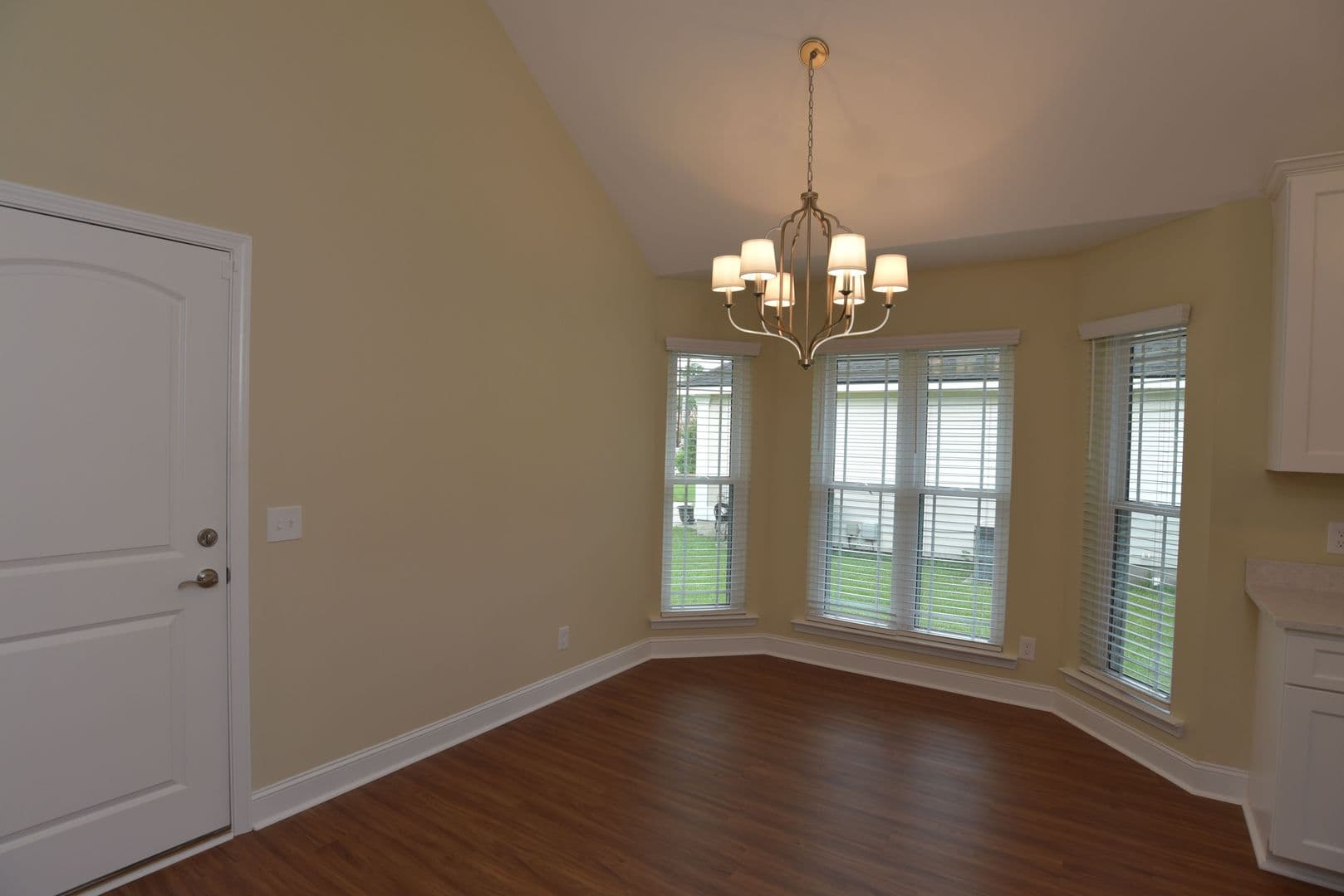 Richmond Hill House: 467 Belle Grove Circle