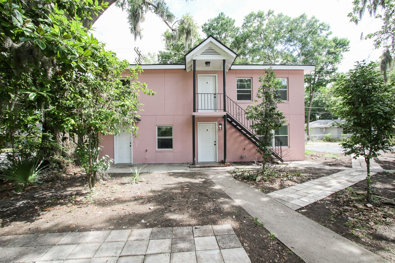 Savannah Apartment: 1904 E 51St St Unit C