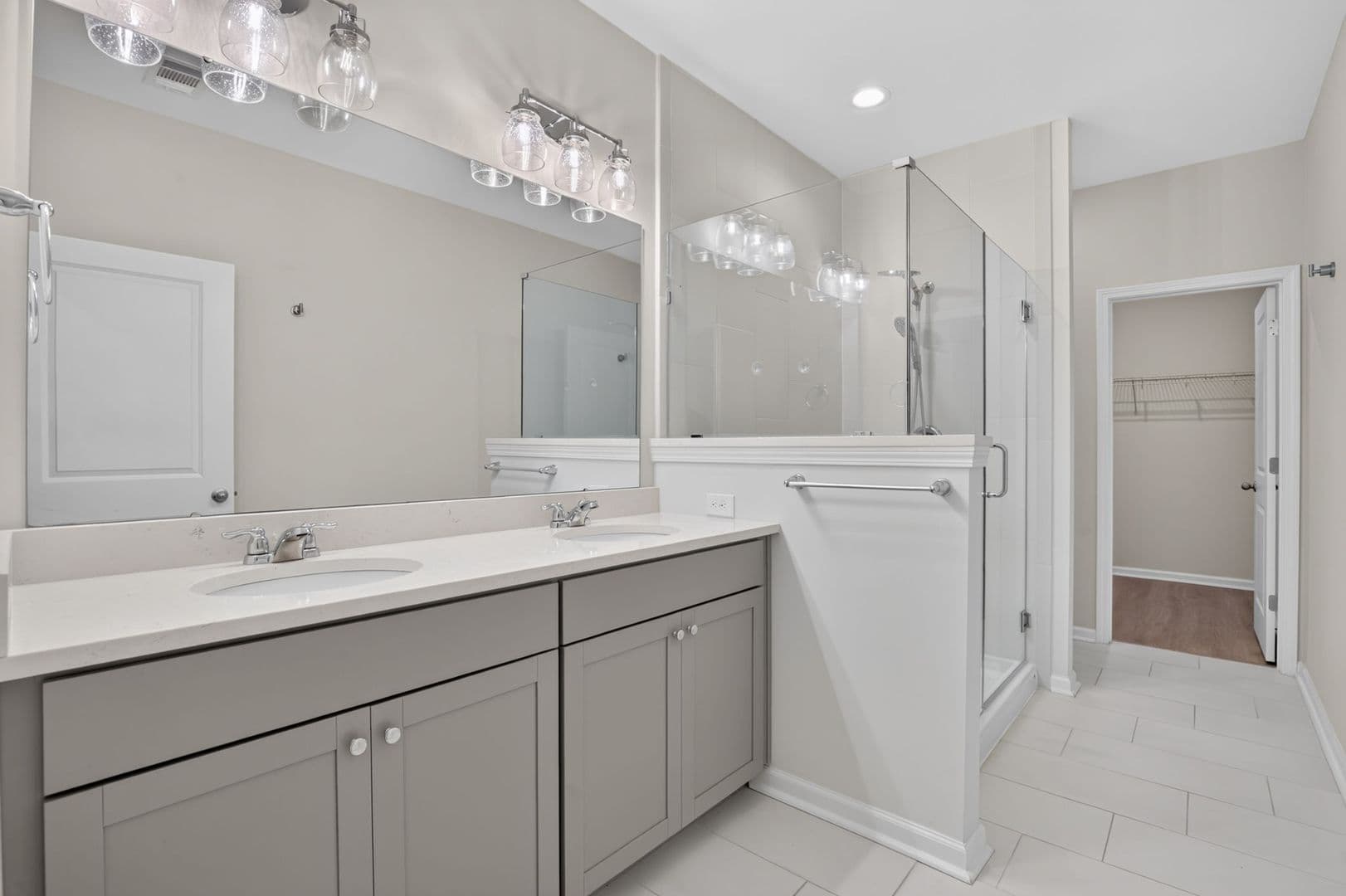 Richmond Hill House: 14 Lower Creek Drive