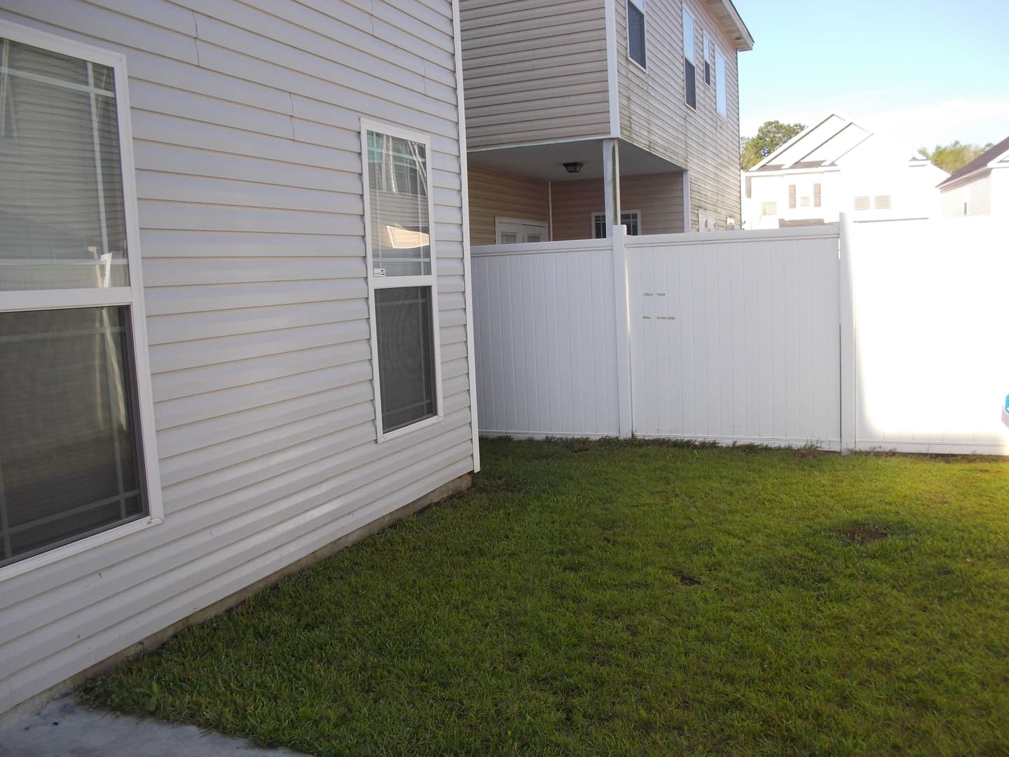 Richmond Hill House: 60 Summer Hill Court