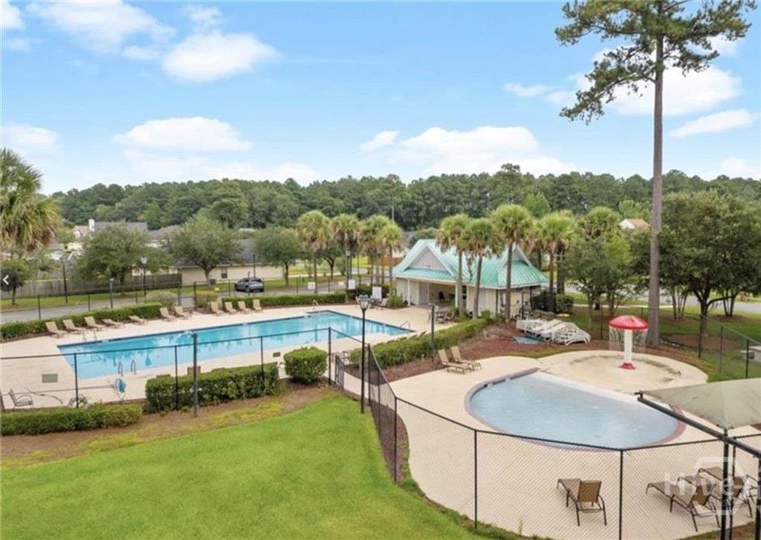 Richmond Hill House: 670 Summer Hill Way