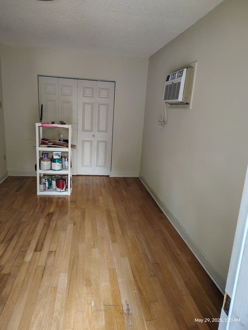 Savannah House: 19 Quail Forest Dr.