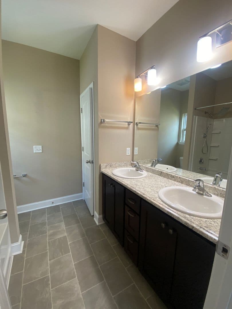 Hinesville House: 116 Brasher Drive