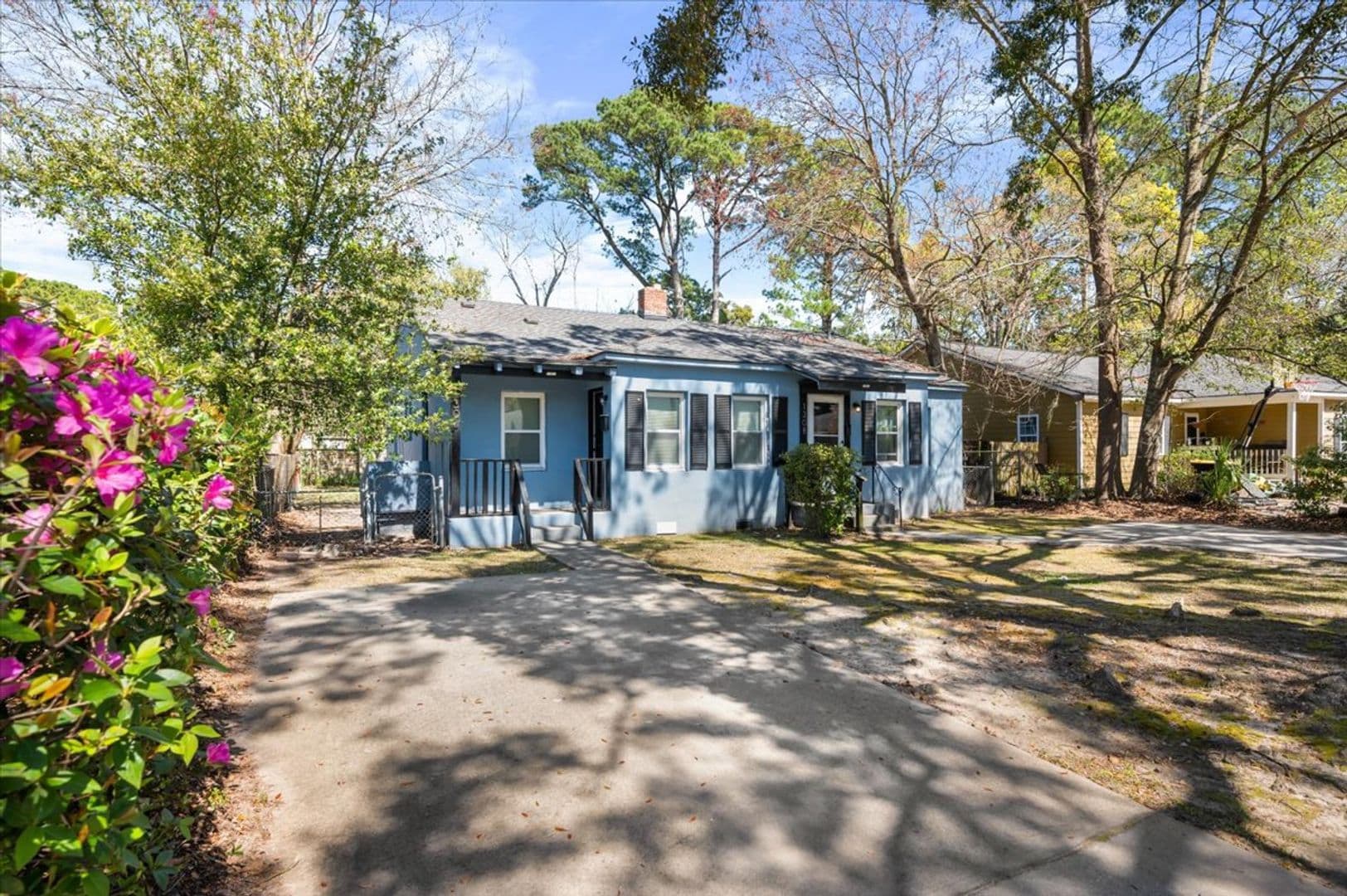 Savannah House: 1306 East 53rd St.