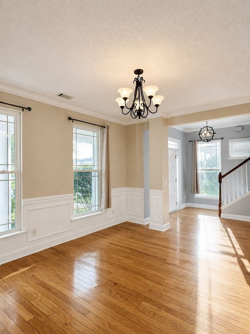 Richmond Hill House: 112 O'Hara Drive