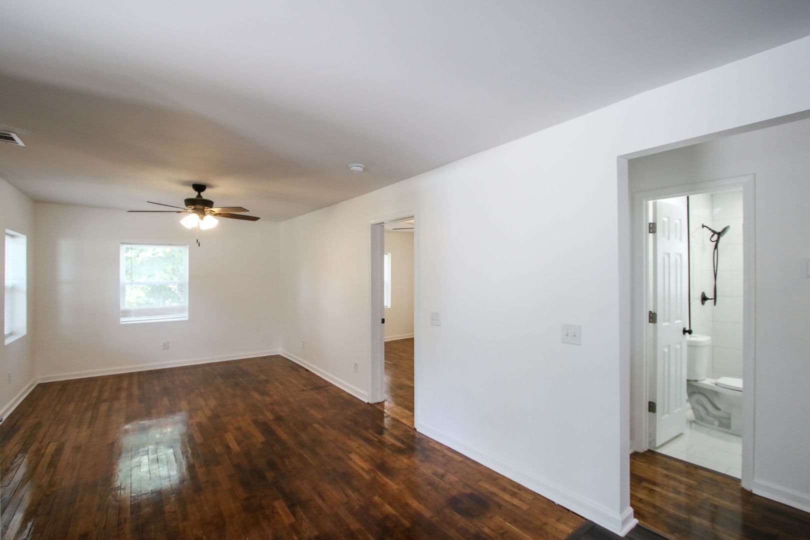 Savannah Apartment: 1904 E 51St St Unit C