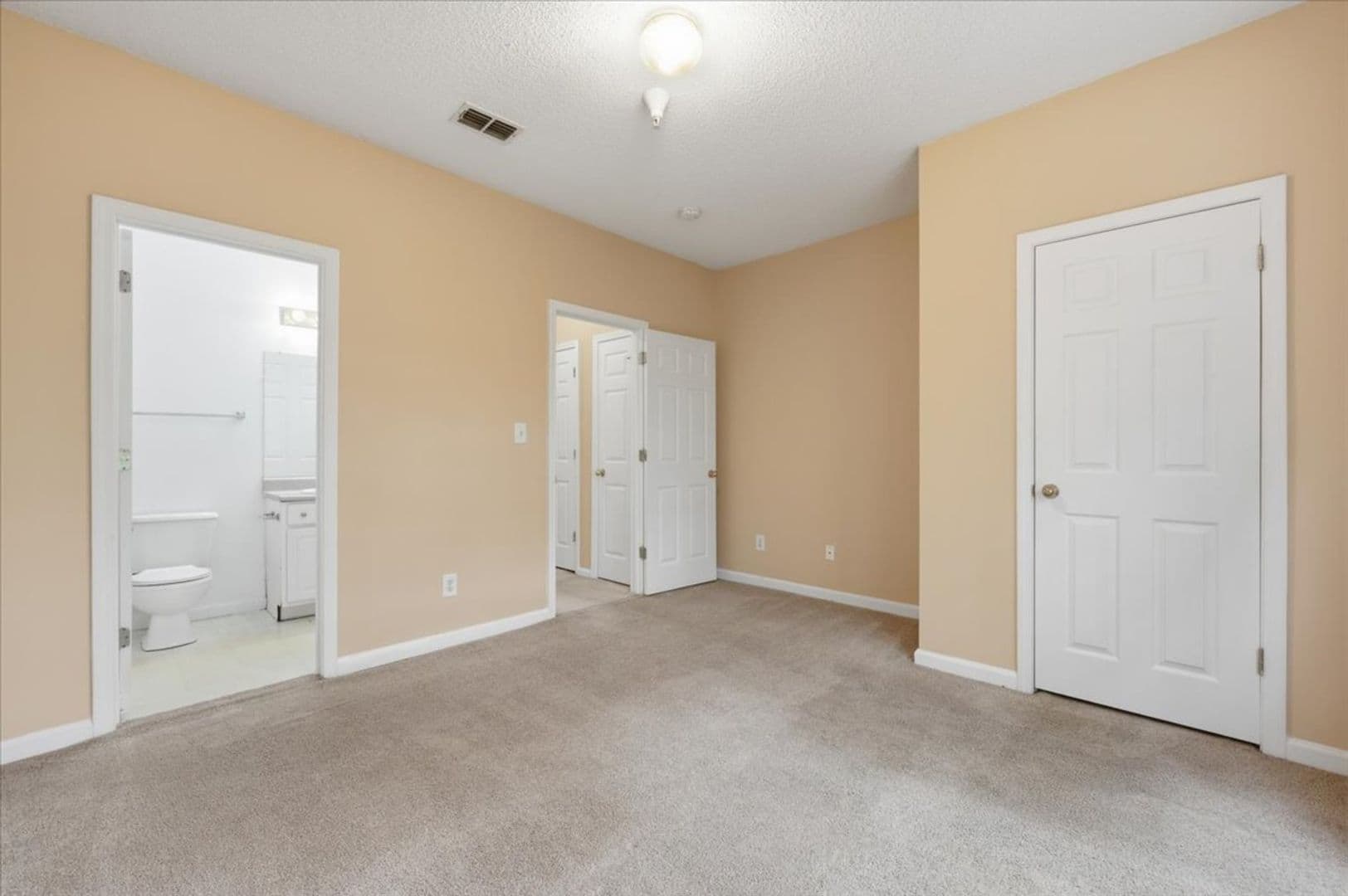 Savannah House: 1202 Walden Park Dr.