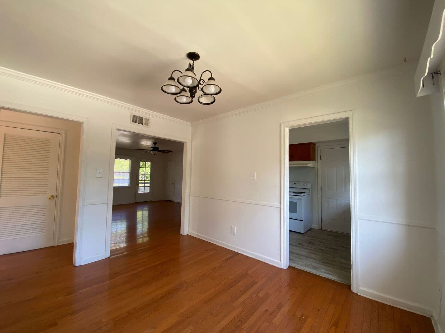 Savannah House: 28 Thackery Place Unit 3