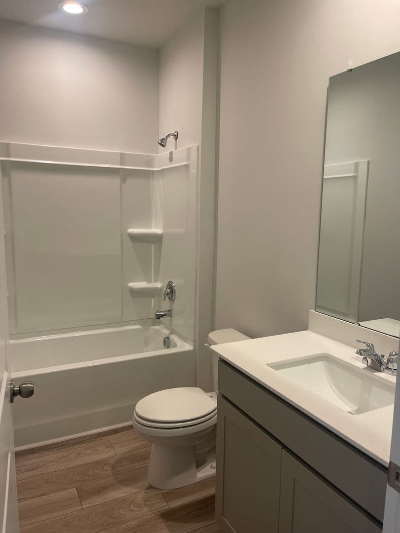 Richmond Hill House: 978 Longleaf Drive