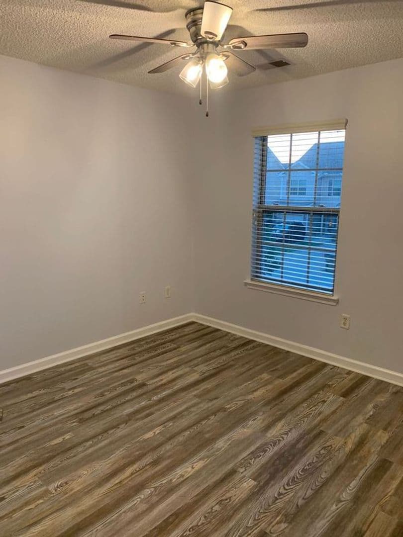 Richmond Hill House: 1090 Canyon Oak Loop