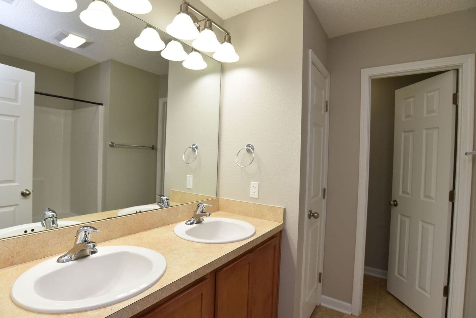 Richmond Hill House: 825 Canyon Oak Loop
