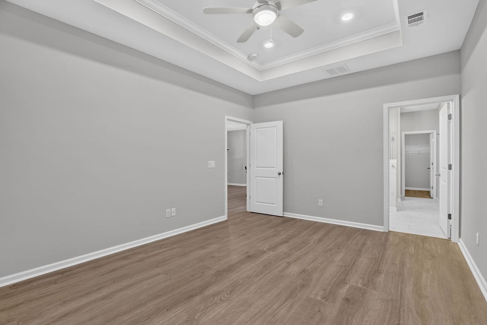 Richmond Hill House: 14 Lower Creek Drive