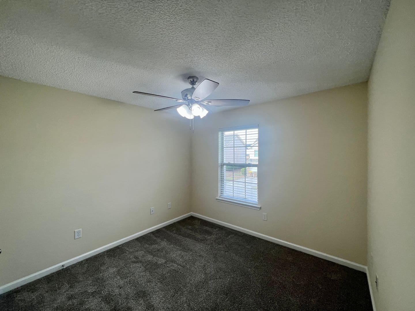 Richmond Hill House: 485 Canyon Oak Loop