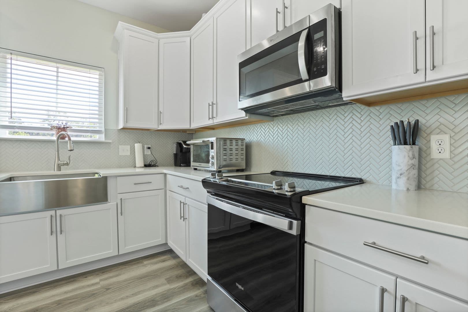 Richmond Hill House: 117 Mettler Loop
