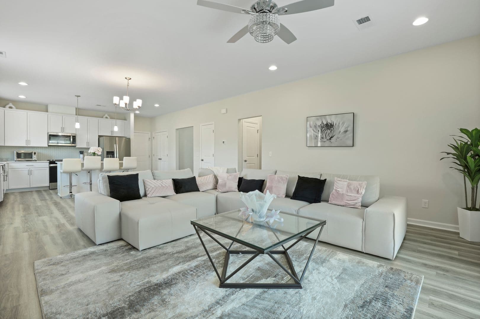 Richmond Hill House: 117 Mettler Loop