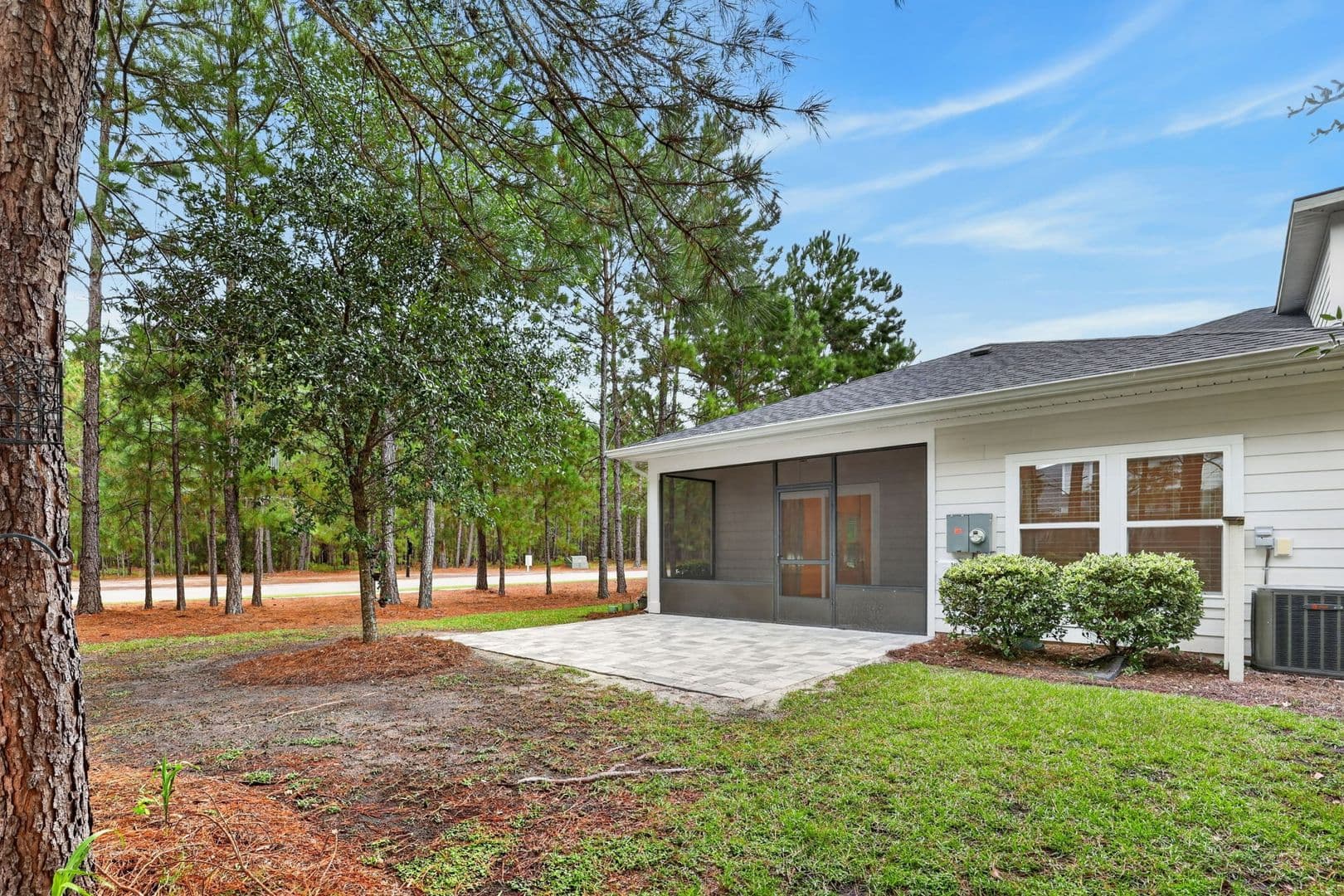 Richmond Hill House: 14 Lower Creek Drive