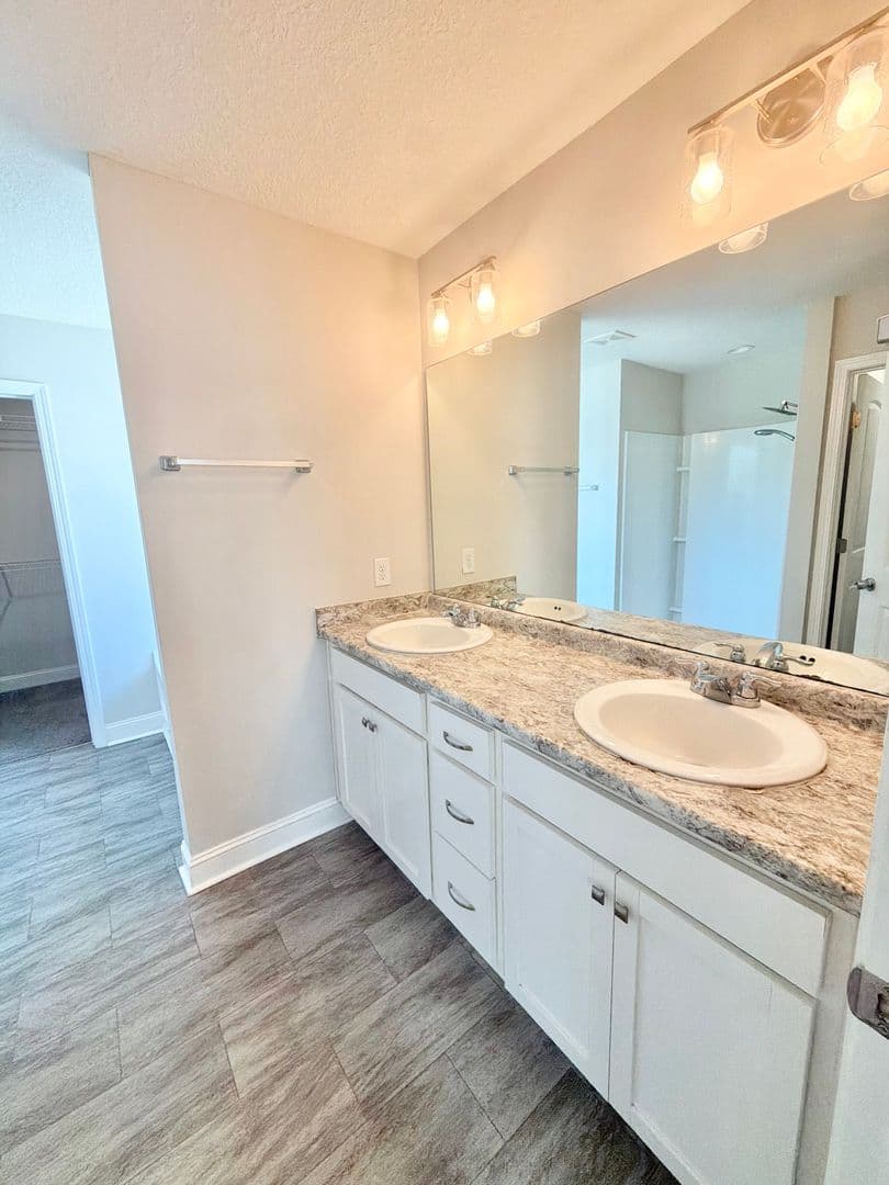 Hinesville House: 232 Gambrell Rd.