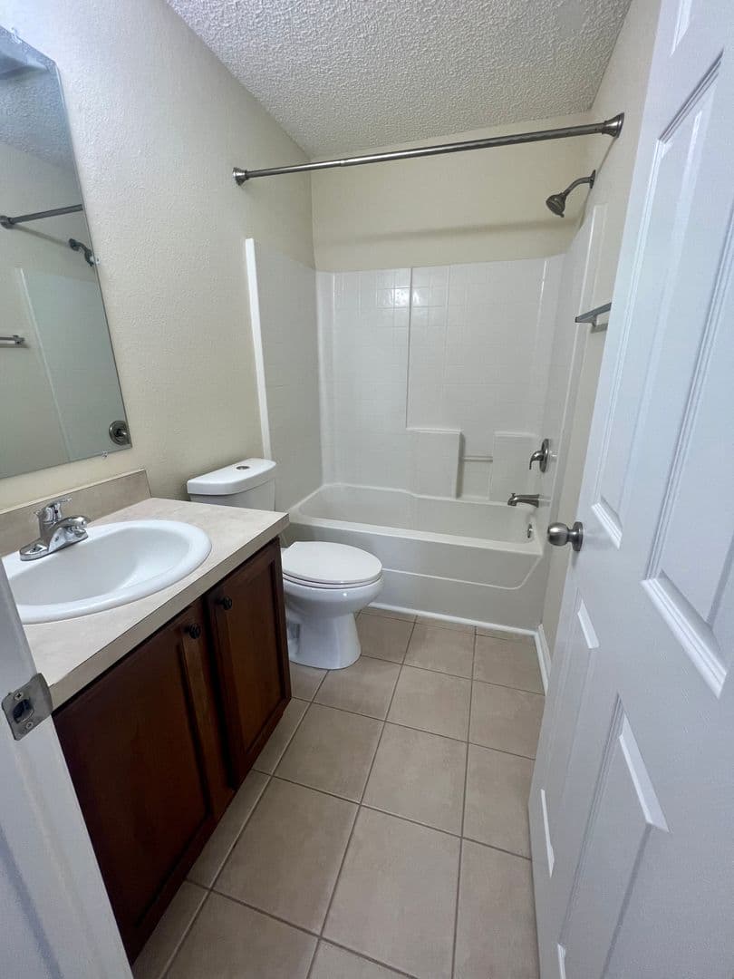 Richmond Hill House: 485 Canyon Oak Loop