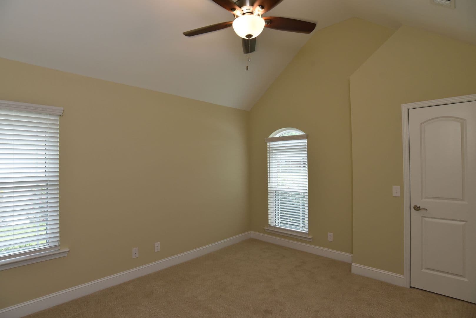 Richmond Hill House: 467 Belle Grove Circle