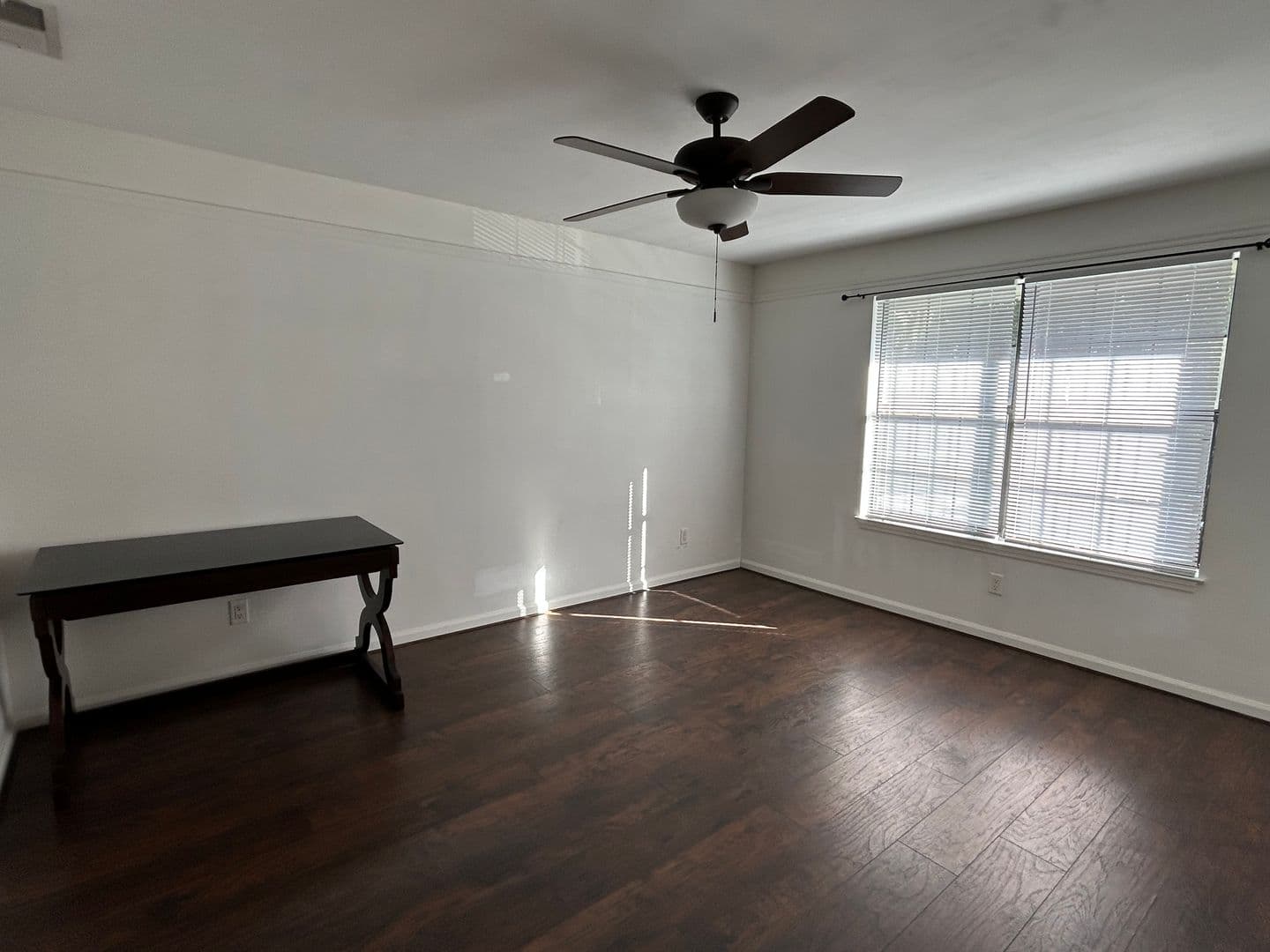 Savannah House: 66 Hidden Lake Ct.