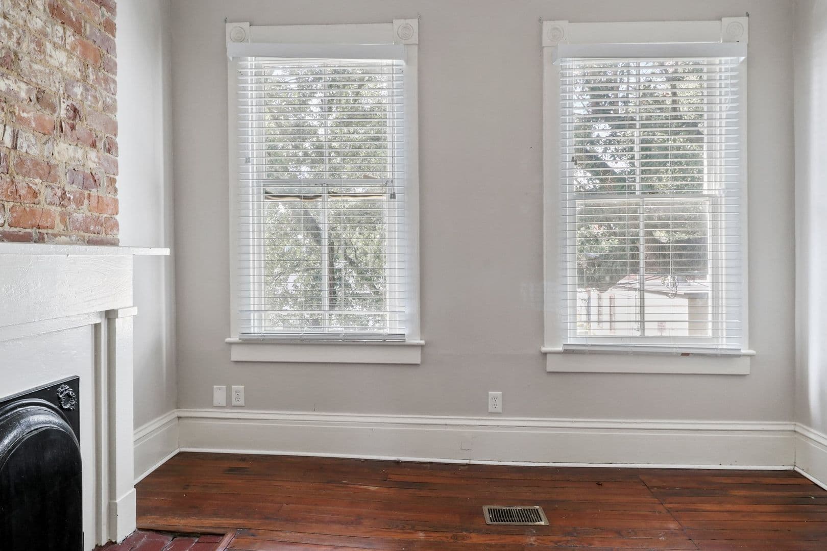 Savannah House: 1312 Lincoln St.
